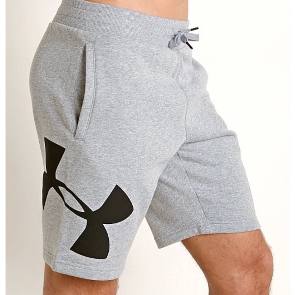 Mens under Armour cloth shorts size large work out shorts athletic gym shorts - Picture 3 of 8